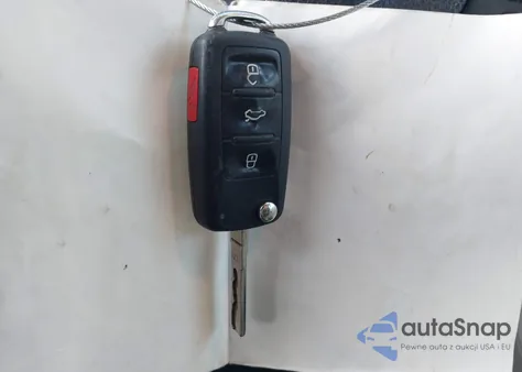 2013 Volkswagen Passat 2.5L Se from USA, damaged, VIN 1VWBH7A32DC028080